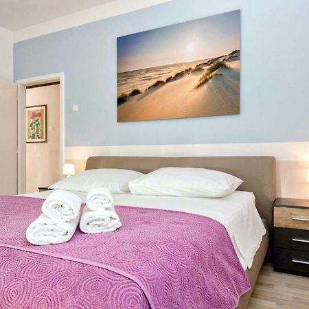 Apartment Maja Спліт Екстер'єр фото