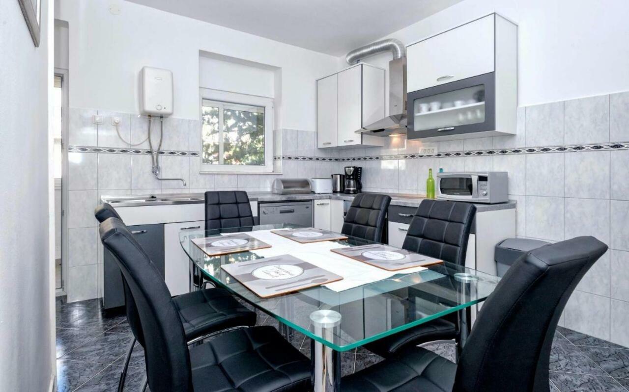 Apartment Maja Спліт Екстер'єр фото