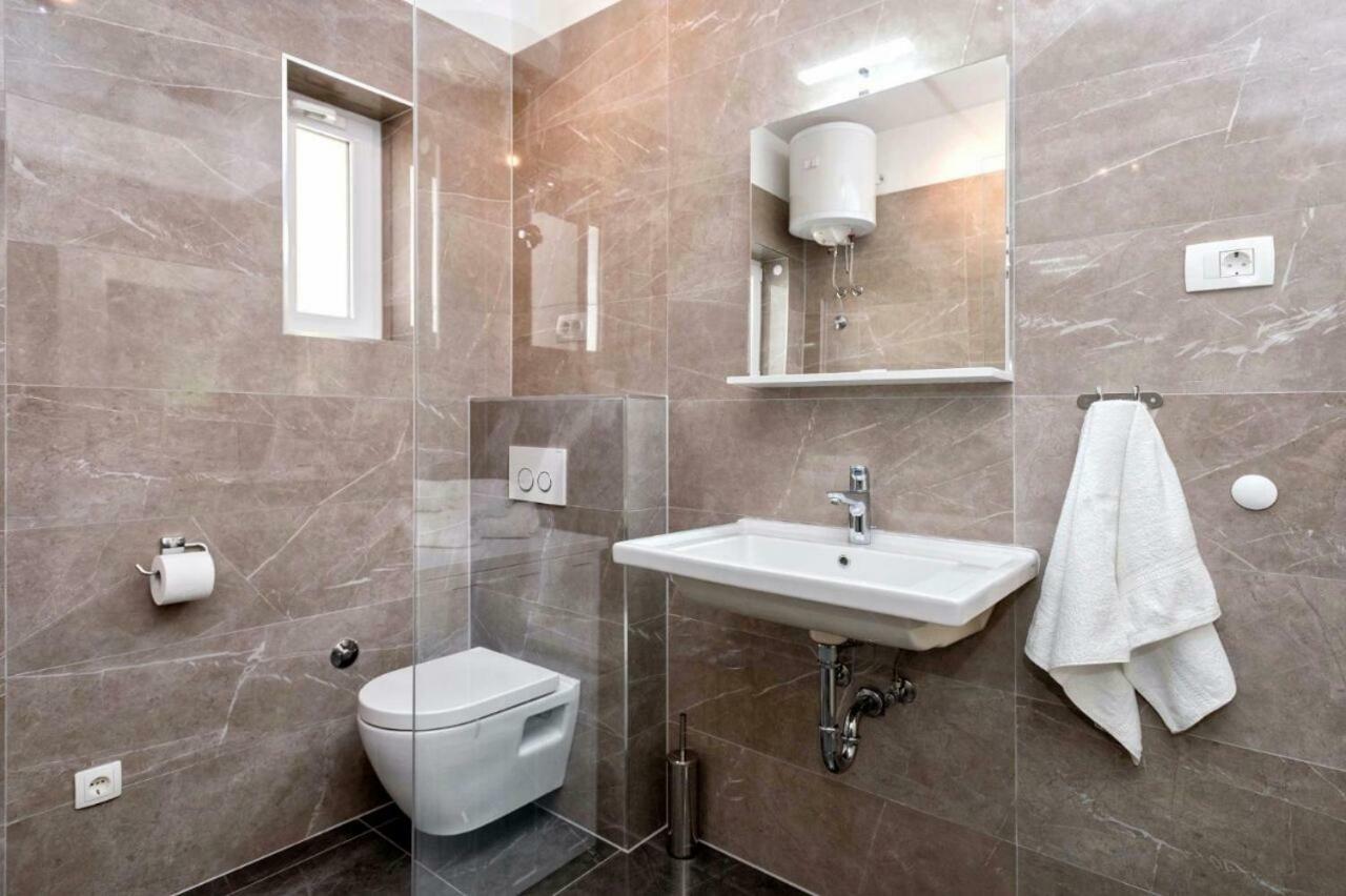 Apartment Maja Спліт Екстер'єр фото